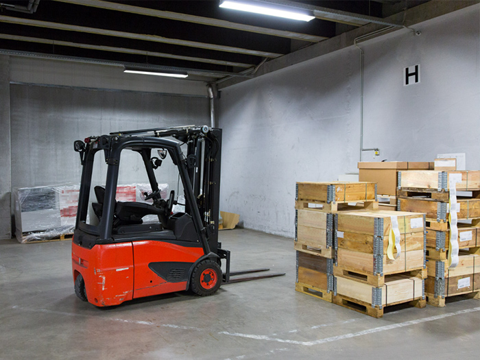 Varastointi ja logistiikka Varastointi ja logistiikka