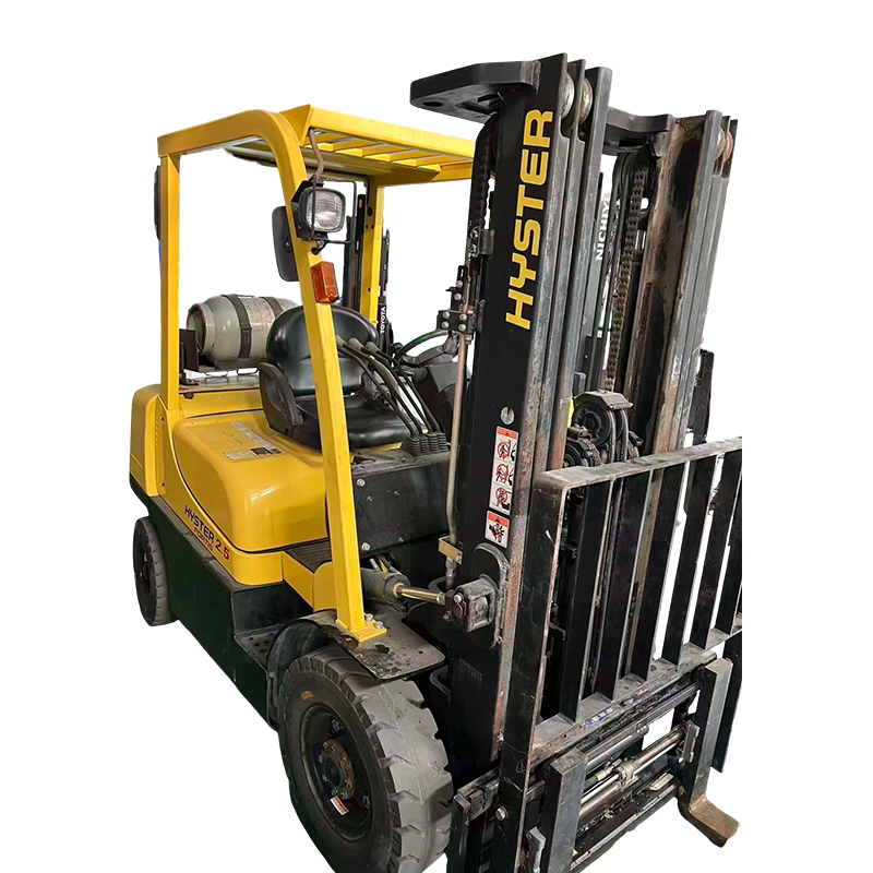 2,5 tonnin käytetty Hyster nestekaasutrukki haarukan asennostajalla